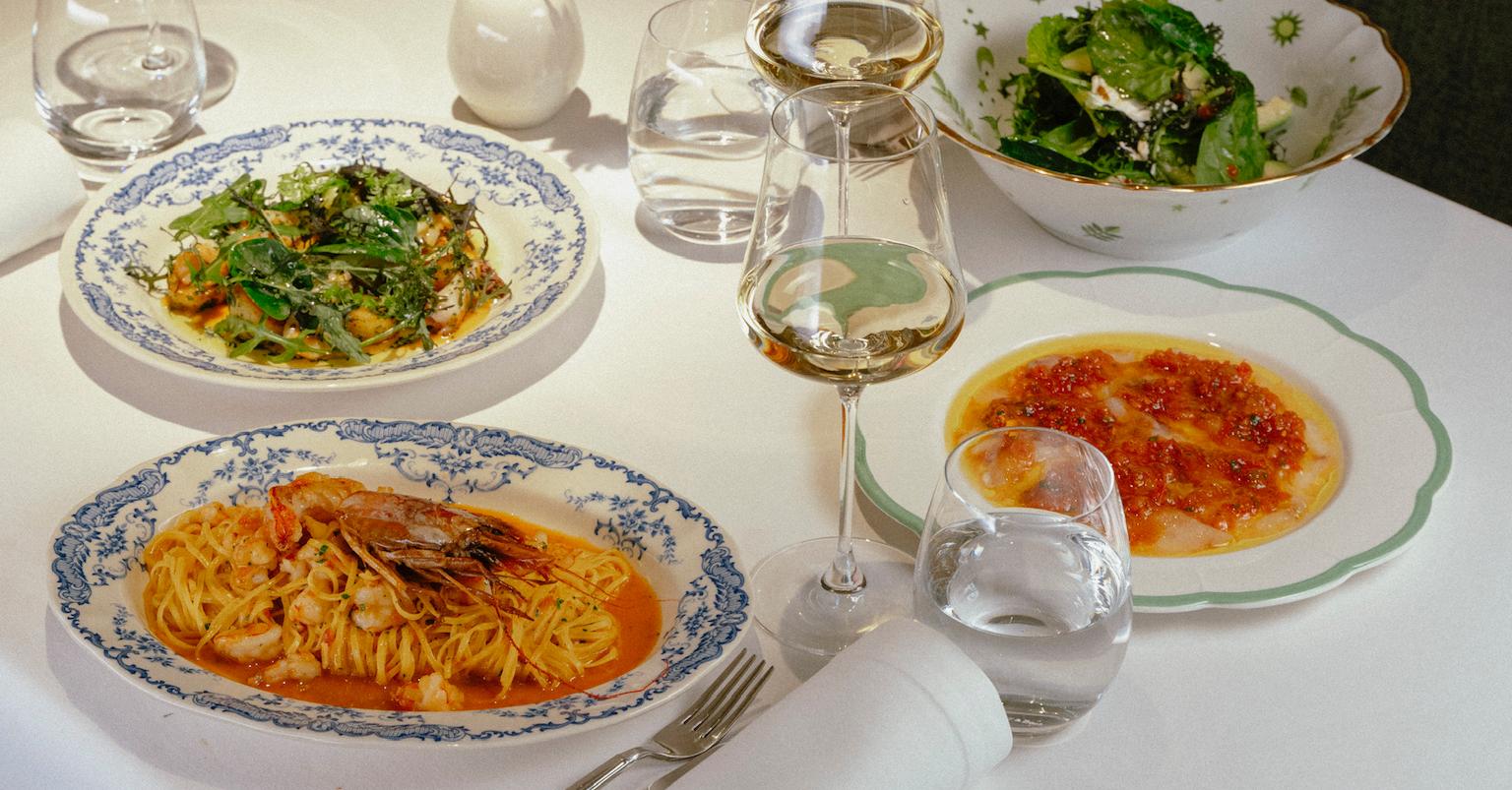 У самого теплого моря...