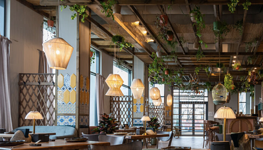 Солнечные завтраки в Bull&Roo